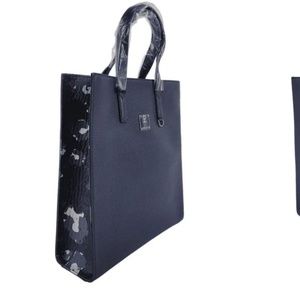 MCM small Messenger  Tote